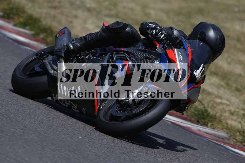 /Archiv-2023/28 05.06.2023 Moto Club Anneau du Rhin/rouge-expert/1